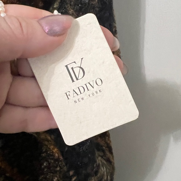 Fadivo New York Plaid Poncho Sweater OS - Picture 10 of 10